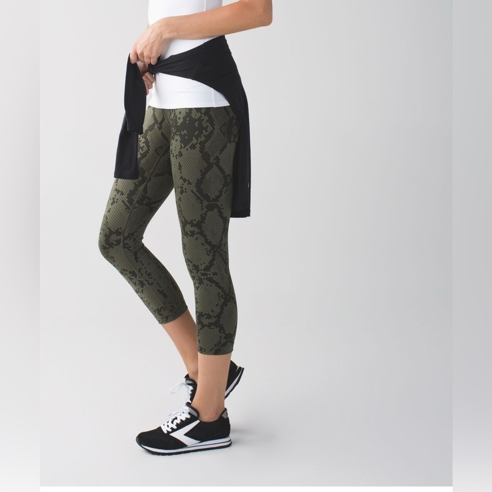 lululemon athletica Olive and Black Patterned Leggings
